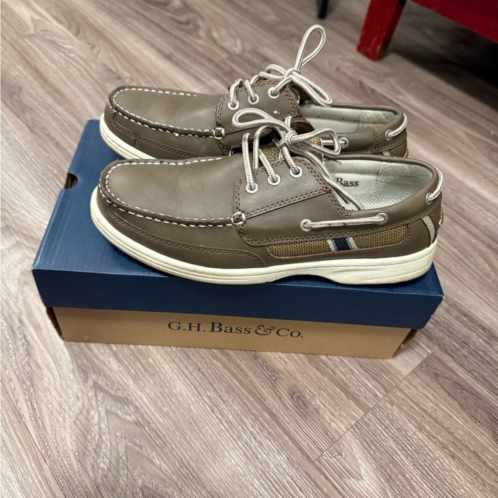 G.H. Bass & Co. Men's Taupe Boat Shoes